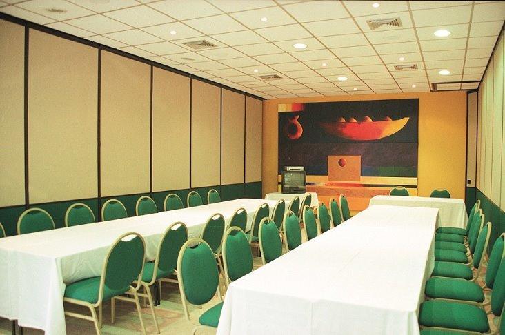 Hotel Guadaira Resort Melgar Eksteriør bilde