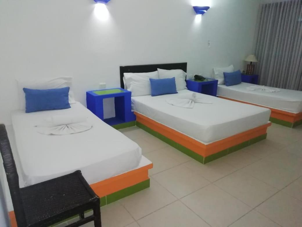 Hotel Guadaira Resort Melgar Eksteriør bilde