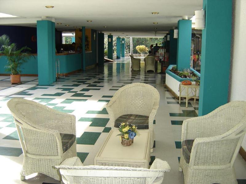 Hotel Guadaira Resort Melgar Eksteriør bilde